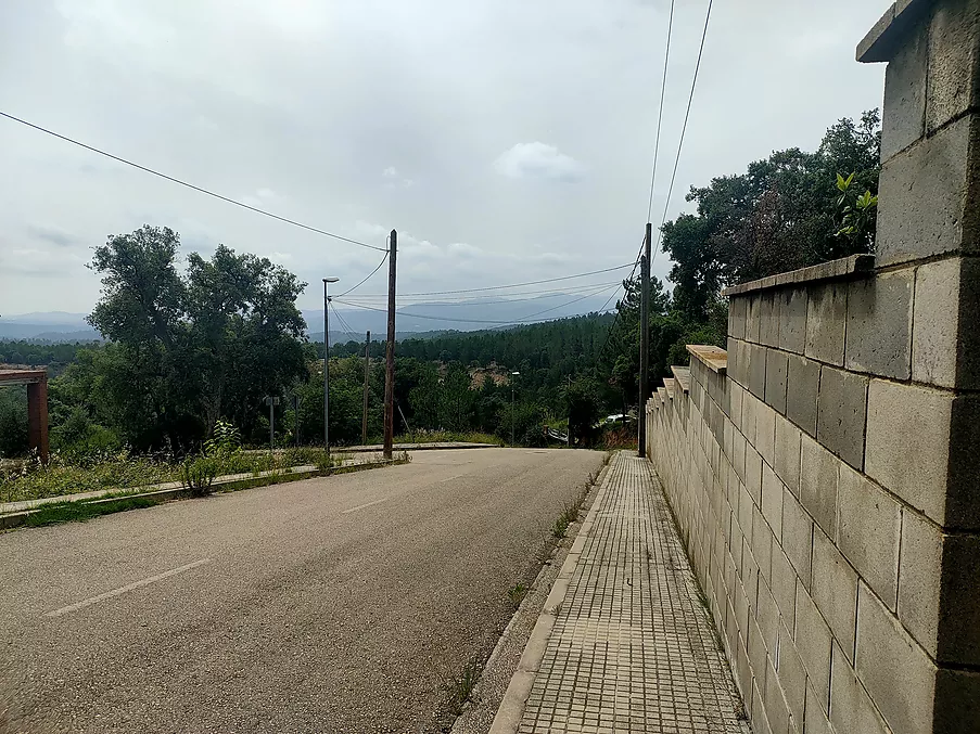 Parcela edificable en venda a Riudarenes