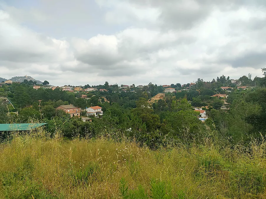 Parcela urbanitzable en venda a Riudarenes