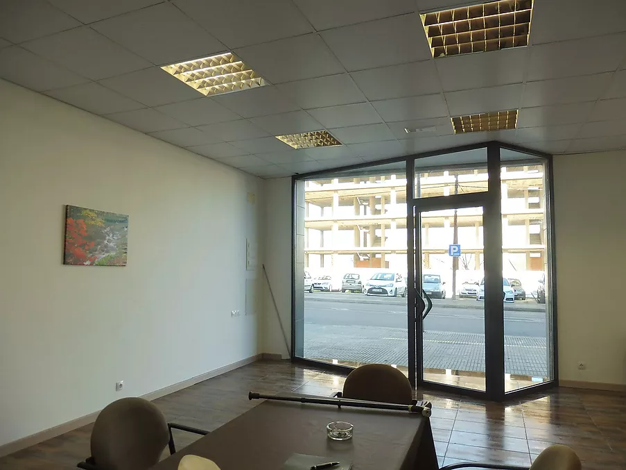 Local comercial en venta en Hostalric