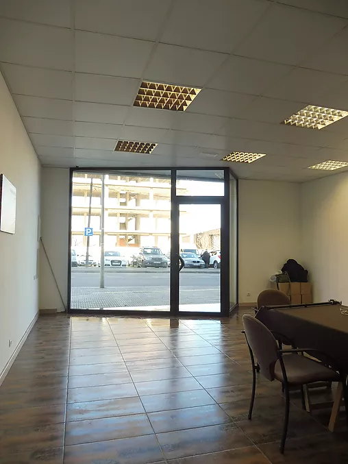 Local comercial en venda a Hostalric