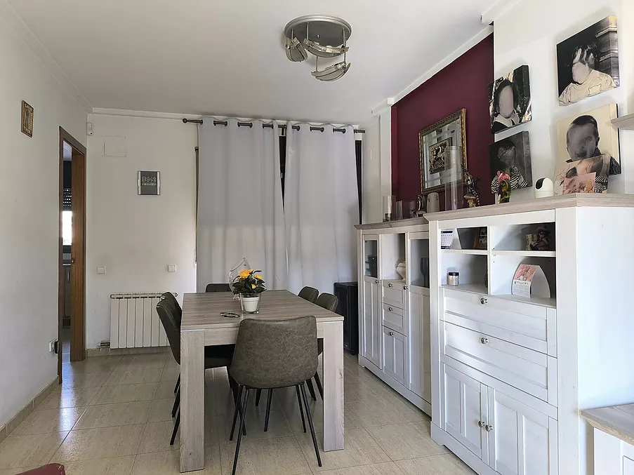 Amplia casa adosada en venta en La Batlloria - Sant Celoni.